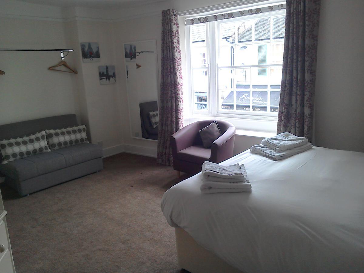 The Queens Head Stratford-upon-Avon Extérieur photo