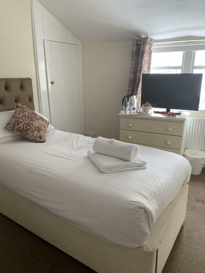 The Queens Head Stratford-upon-Avon Extérieur photo